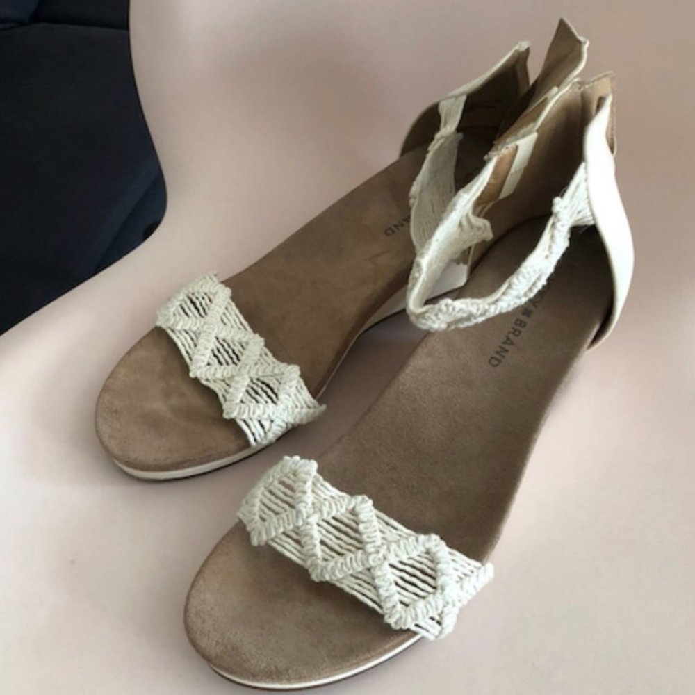 Lucky Brand Boho Wedges